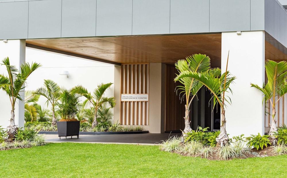 Beach Club (Adults Only) Hamilton Island Exterior photo